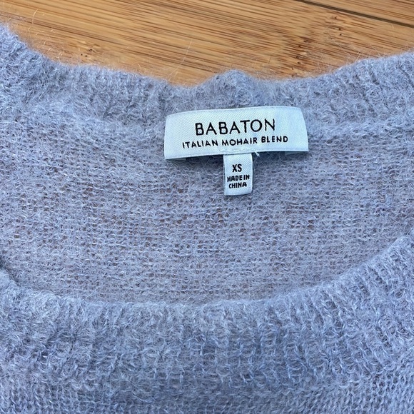 ARITZIA Babaton Mohair Alpaca Crewneck Sweater Gray Size XS - Picture 5 of 8